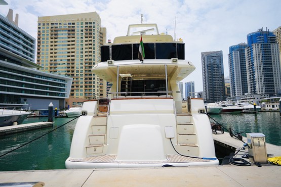 Azmiut yacht 80ft |AED1040/Hour